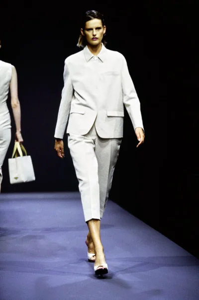 Look 18